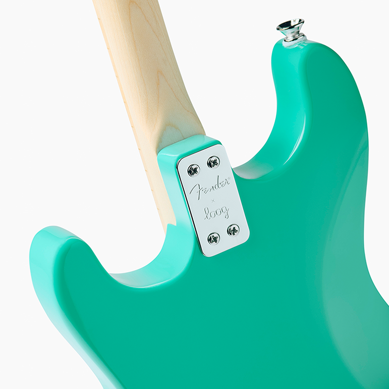 fender x loog stratocaster electric guitar