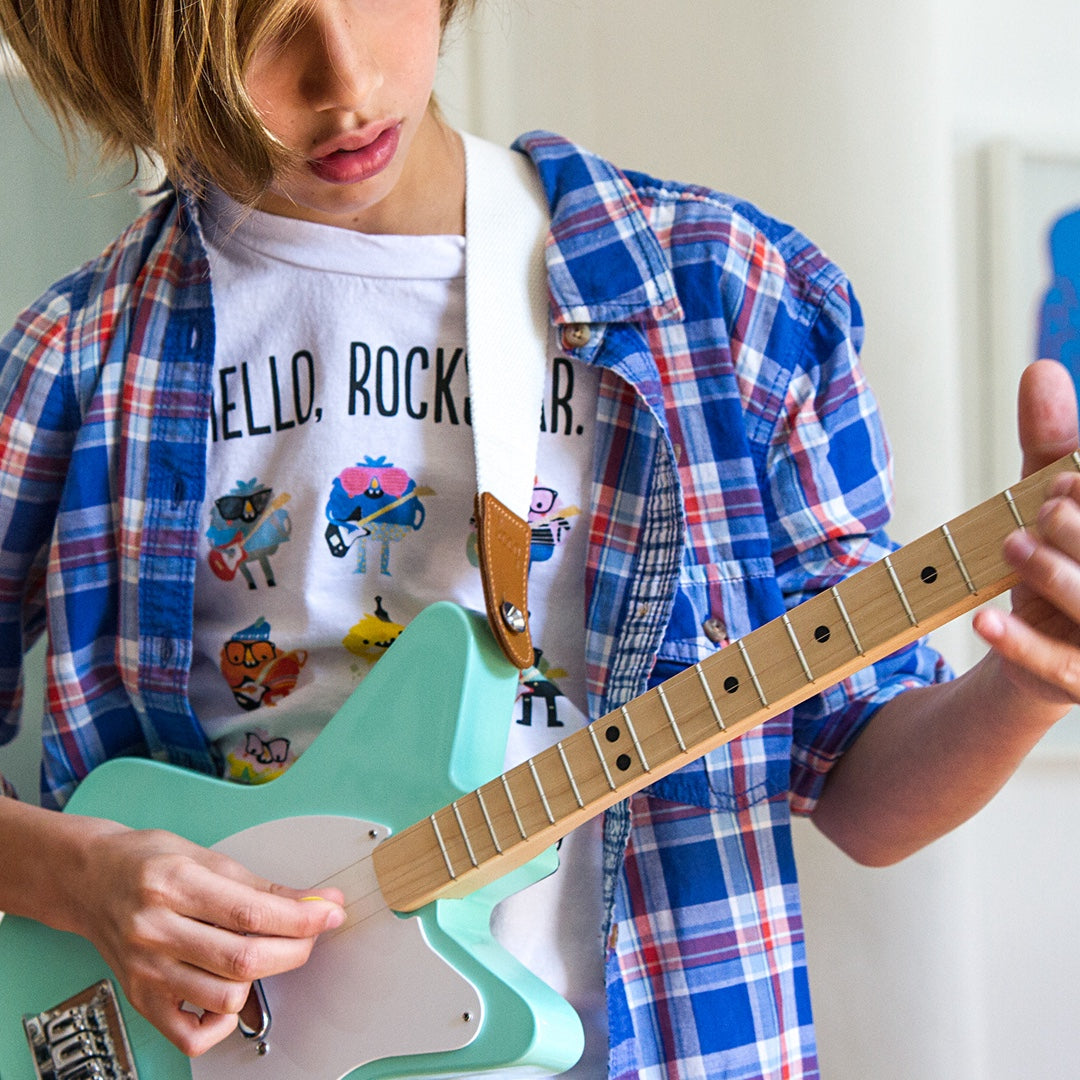 Loog Pro Electric Guitar | The Best Kids' Guitar
