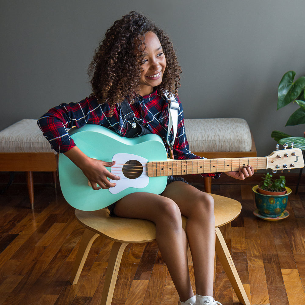 Loog Pro VI Acoustic Bundle